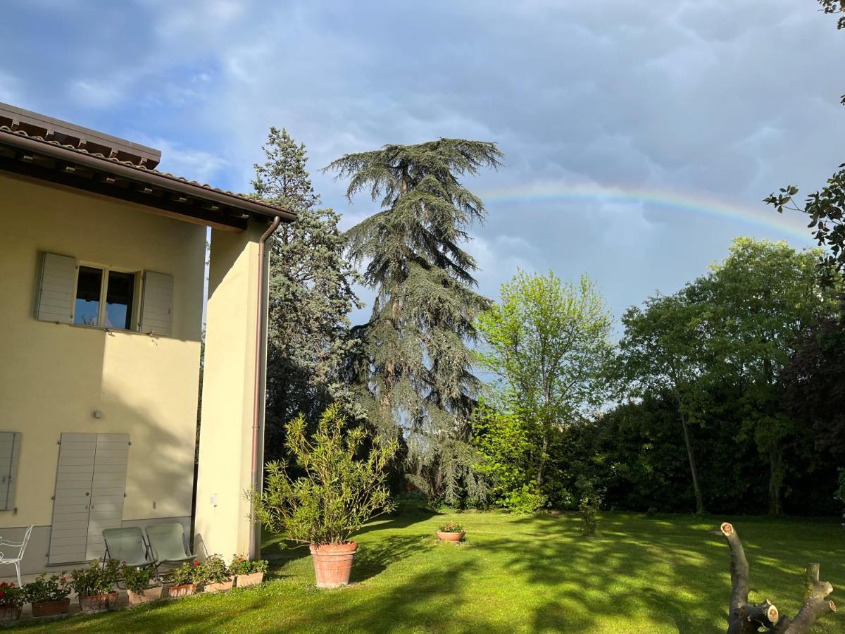 Acero Giallo Parma Exteriér fotografie